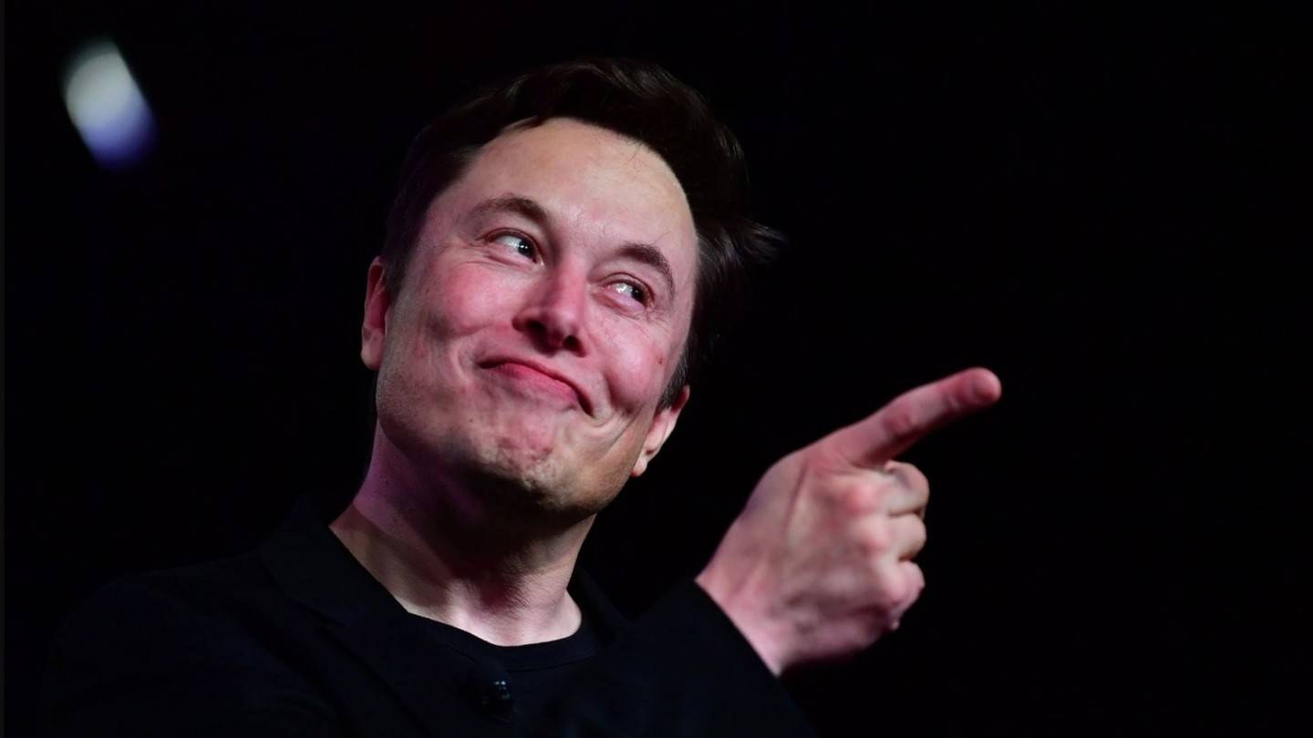 Elon Musks Weg des Exilhelden erreicht Level 97 inmitten von Kontroversen