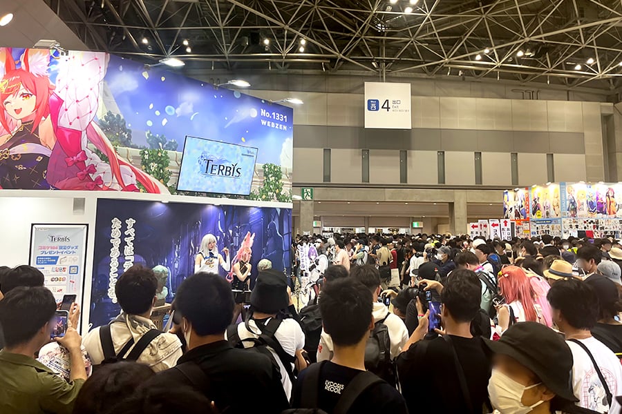 Orang ramai di musim panas comiket 2024