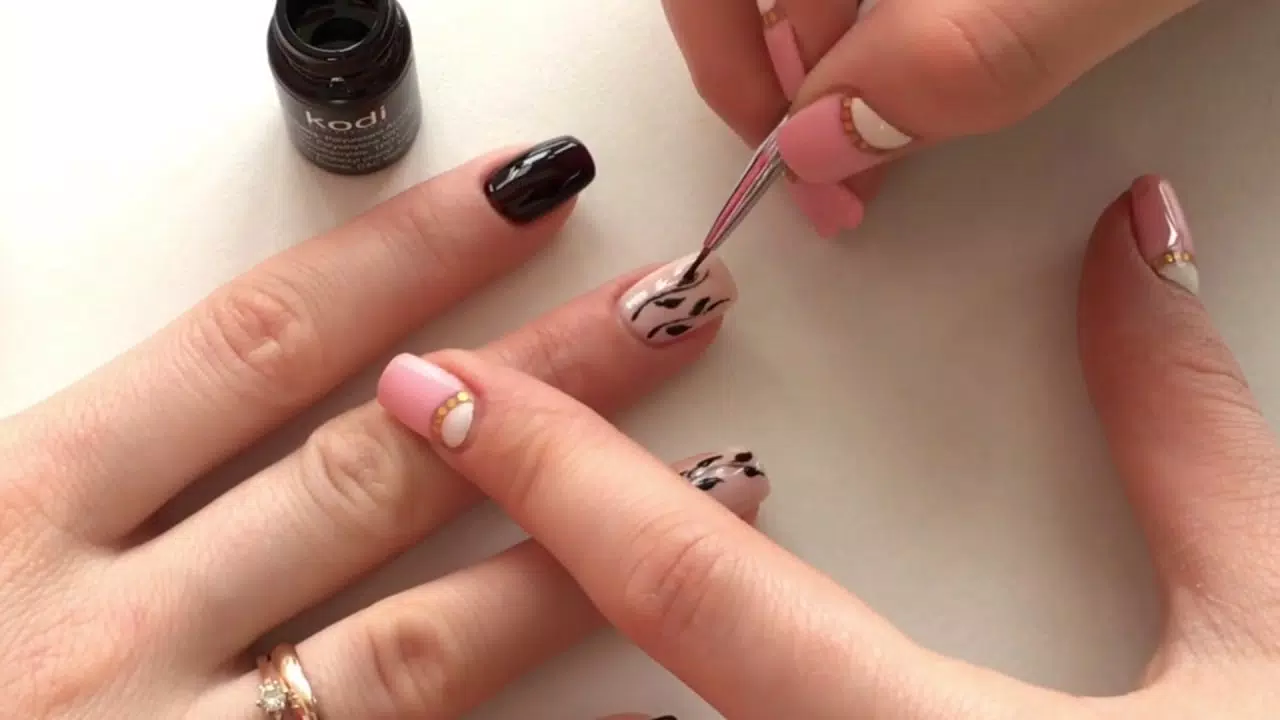 ภาพหน้าจอ Nail manicure lessons 3