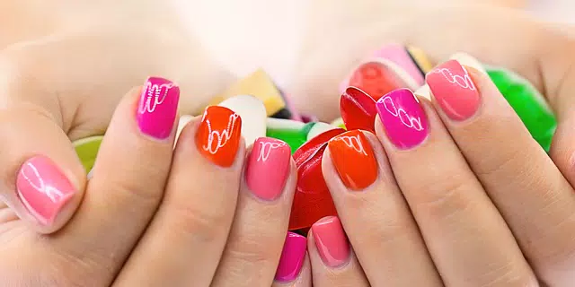 ภาพหน้าจอ Nail manicure lessons 0